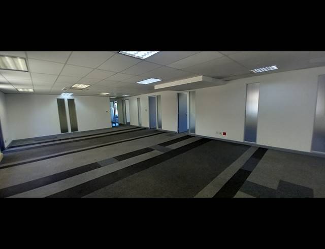 809M² OFFICE TO LET IN PAULSHOF